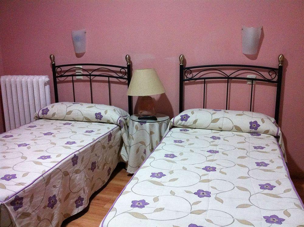 Hostal Nersan2 Madrid Eksteriør billede