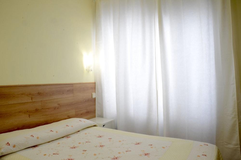 Hostal Nersan2 Madrid Eksteriør billede