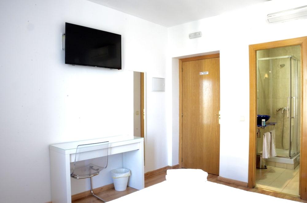 Hostal Nersan2 Madrid Eksteriør billede