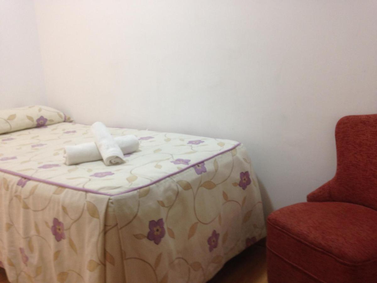 Hostal Nersan2 Madrid Eksteriør billede
