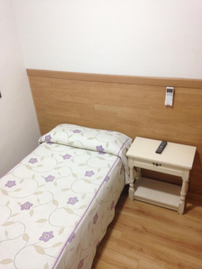 Hostal Nersan2 Madrid Eksteriør billede
